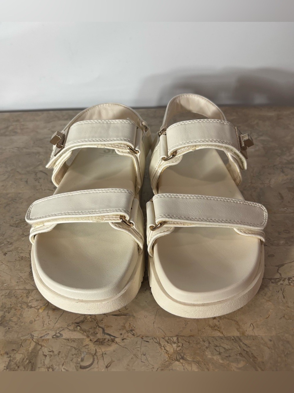 Women’s SM New York Slingback Sandals Size 6